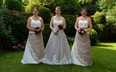 Schützenfest Beeck (Wegberg) – Schützenkönigin und Ministerinnen in Kleidern von Gerry´s Braut- und Festmoden
