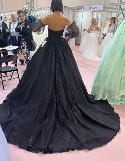 Fotos von der European Bridal Week in Essen - schwarzes Kleid