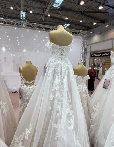 Fotos von der European Bridal Week in Essen - Rücken geschnürt