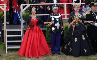 Königin aus den Niederlanden holt den 1. Platz im Kleid von Gerrys Braut- und Festmoden